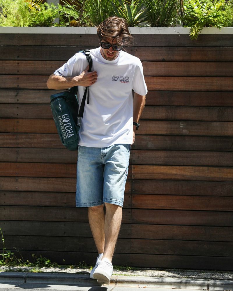 ホワイト：183cm/70kg(Lサイズ着用)