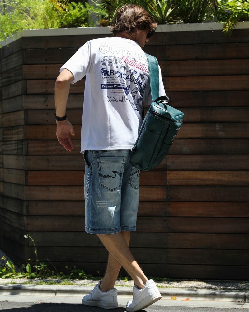 ホワイト：183cm/70kg(Lサイズ着用)