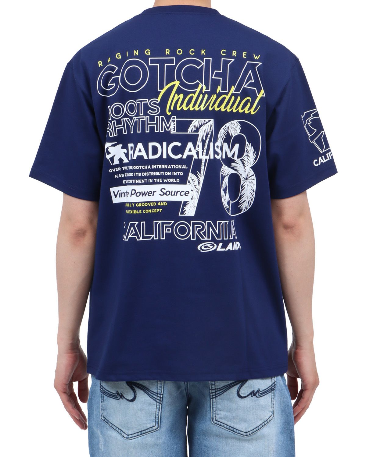 ネイビー：174cm62kg(Lサイズ着用)