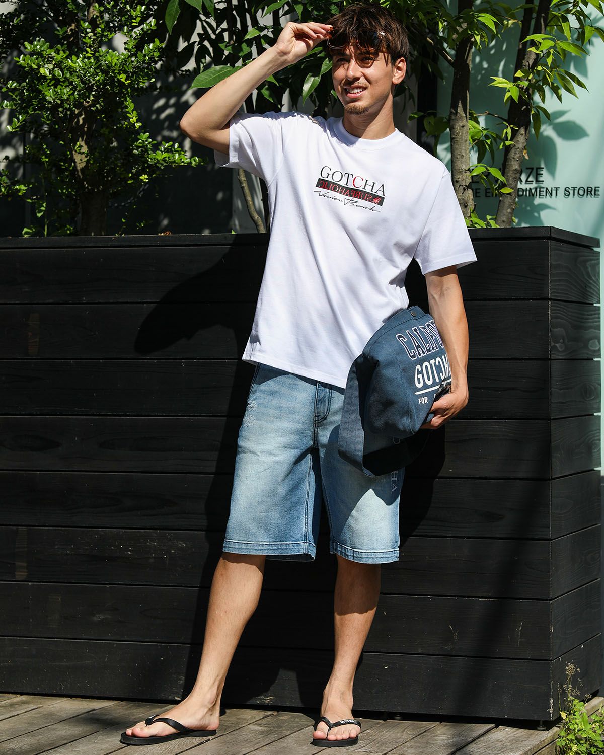 ホワイト：180cm/70kg(Lサイズ着用)