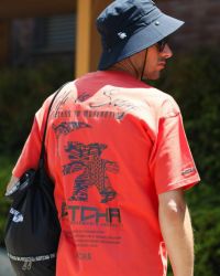 オレンジ：183cm/70kg(Lサイズ着用)