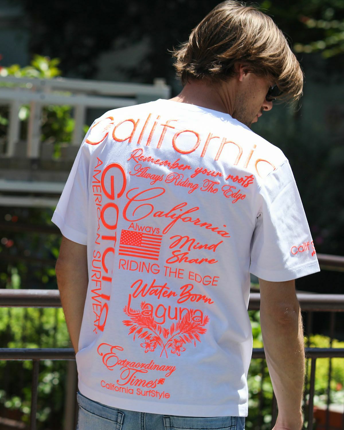 ホワイト：183cm/70kg(Lサイズ着用)