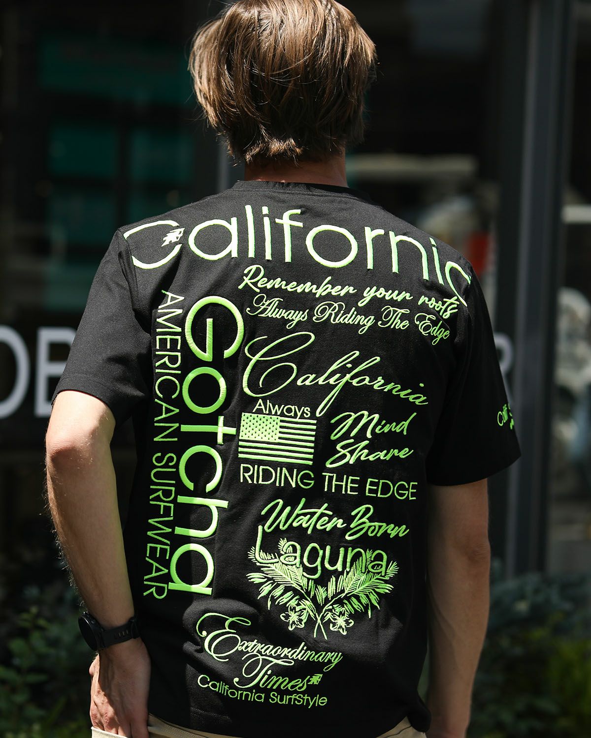 イエロー：183cm/70kg(Lサイズ着用)