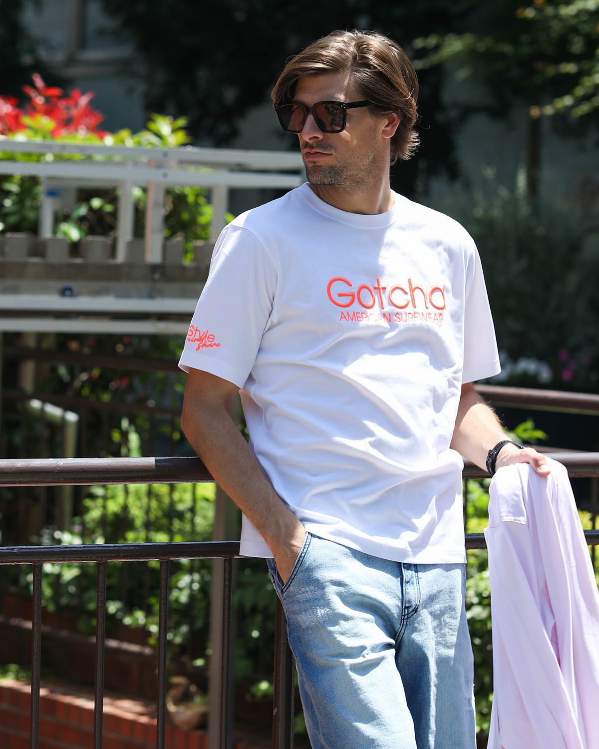 ホワイト：183cm/70kg(Lサイズ着用)