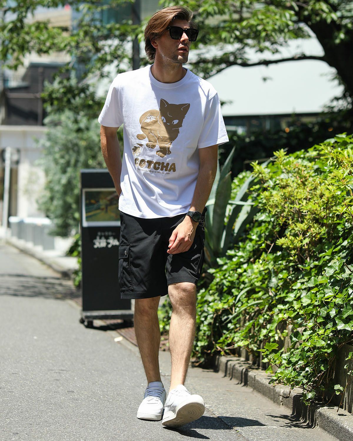 ベージュ：183cm/70kg(Lサイズ着用)