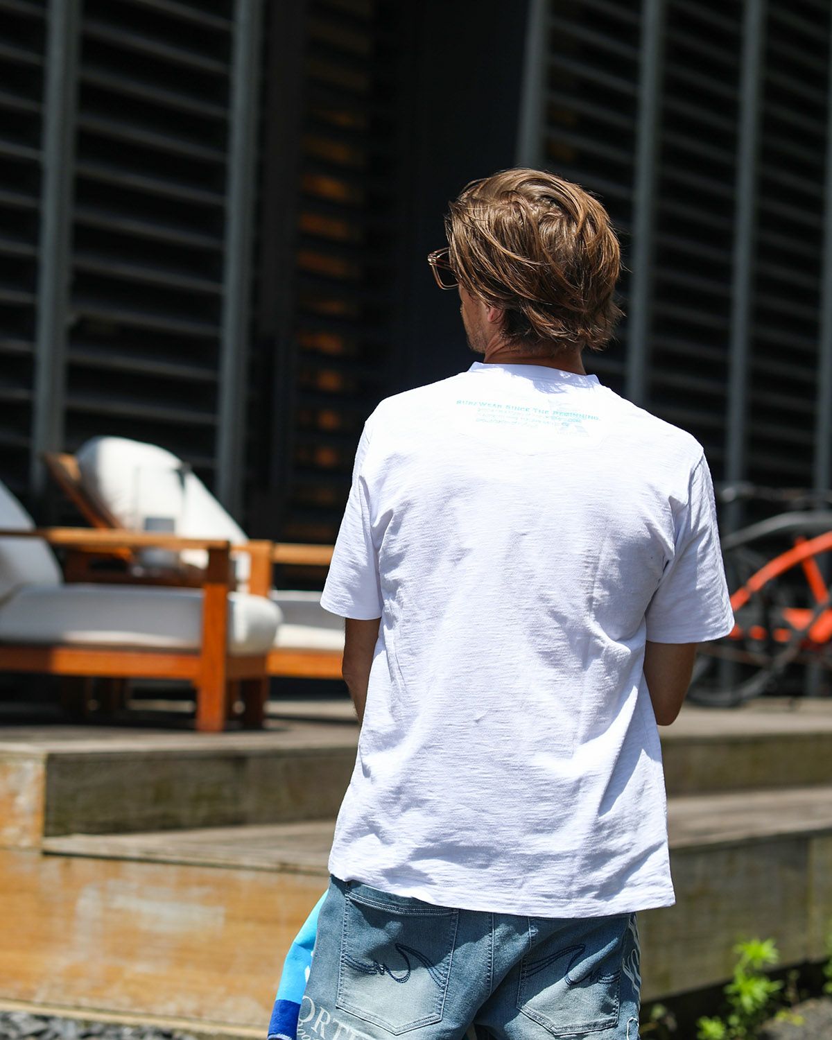 ホワイト：183cm/70kg(Lサイズ着用)