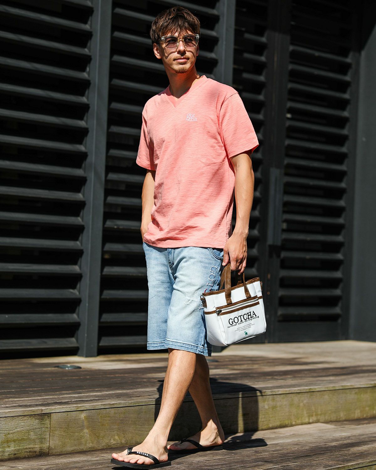 サーモンピンク：180cm/70kg(Lサイズ着用)