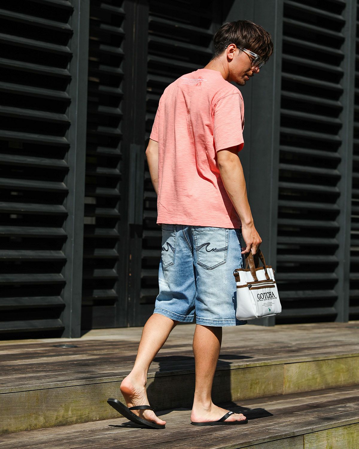 サーモンピンク：180cm/70kg(Lサイズ着用)