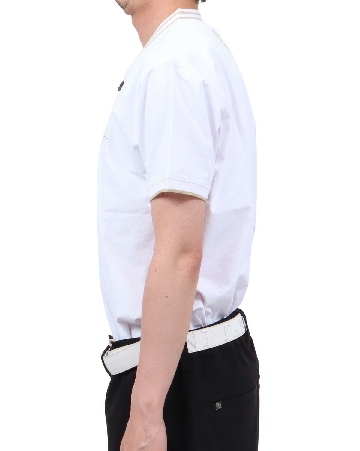 ホワイト：174cm62kg(Lサイズ着用)