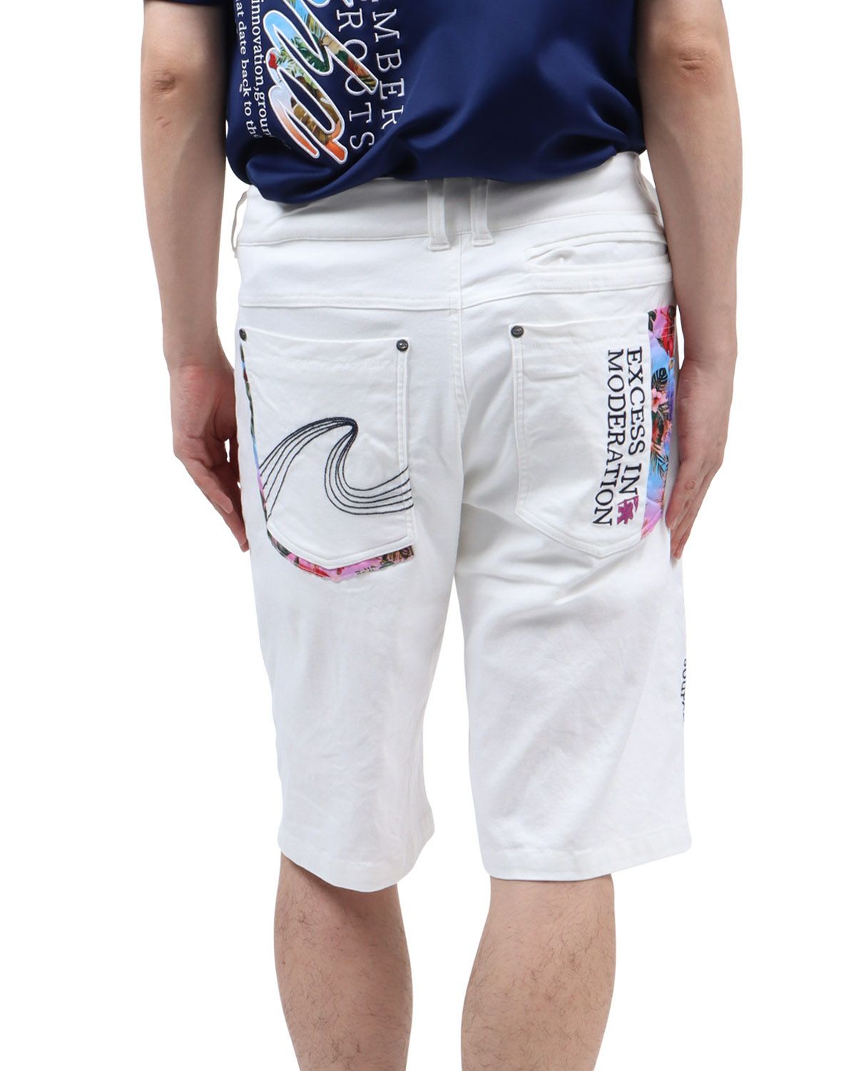 パープル：173cm63kg(Lサイズ着用)