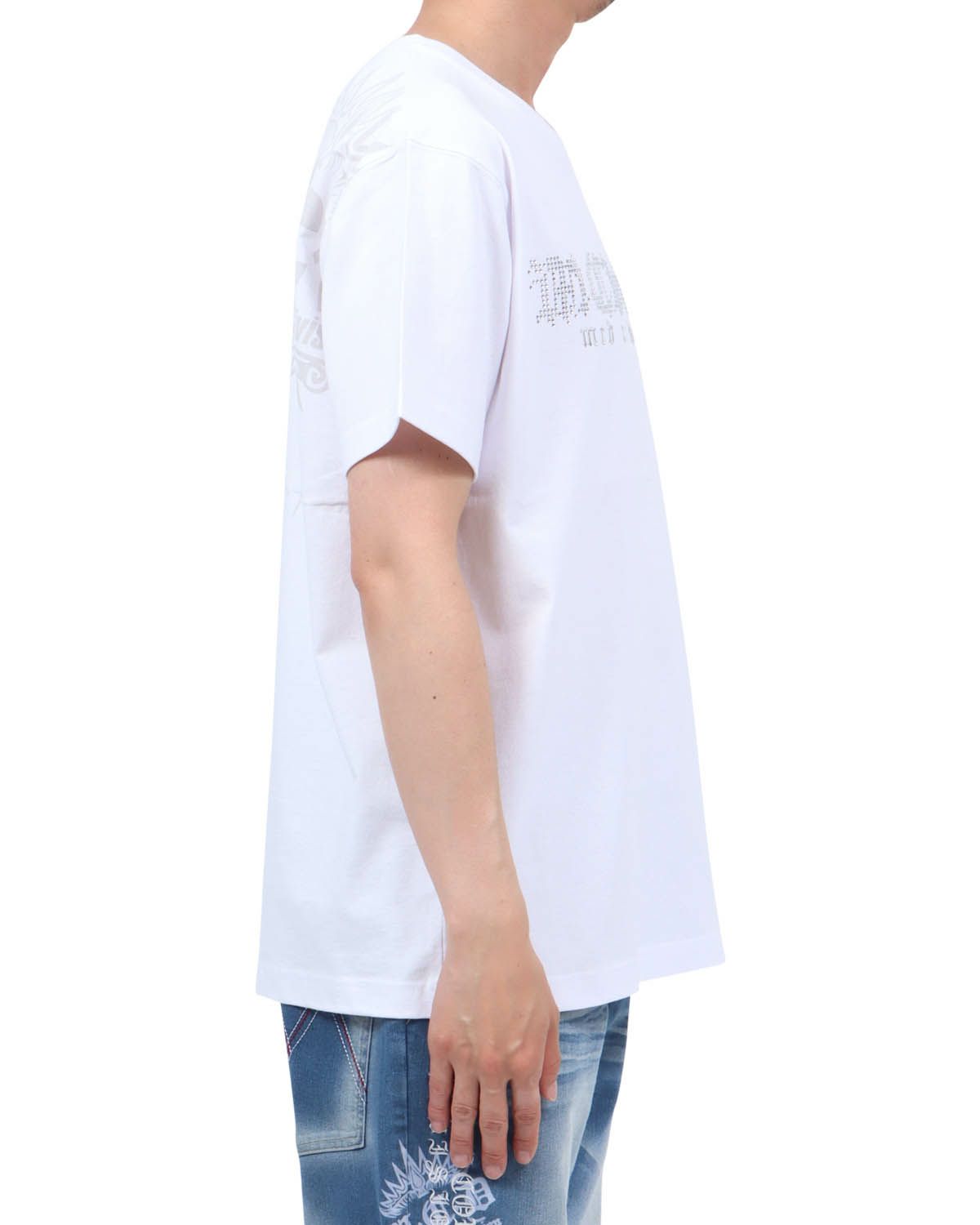 ホワイト：174cm62kg(Lサイズ着用)