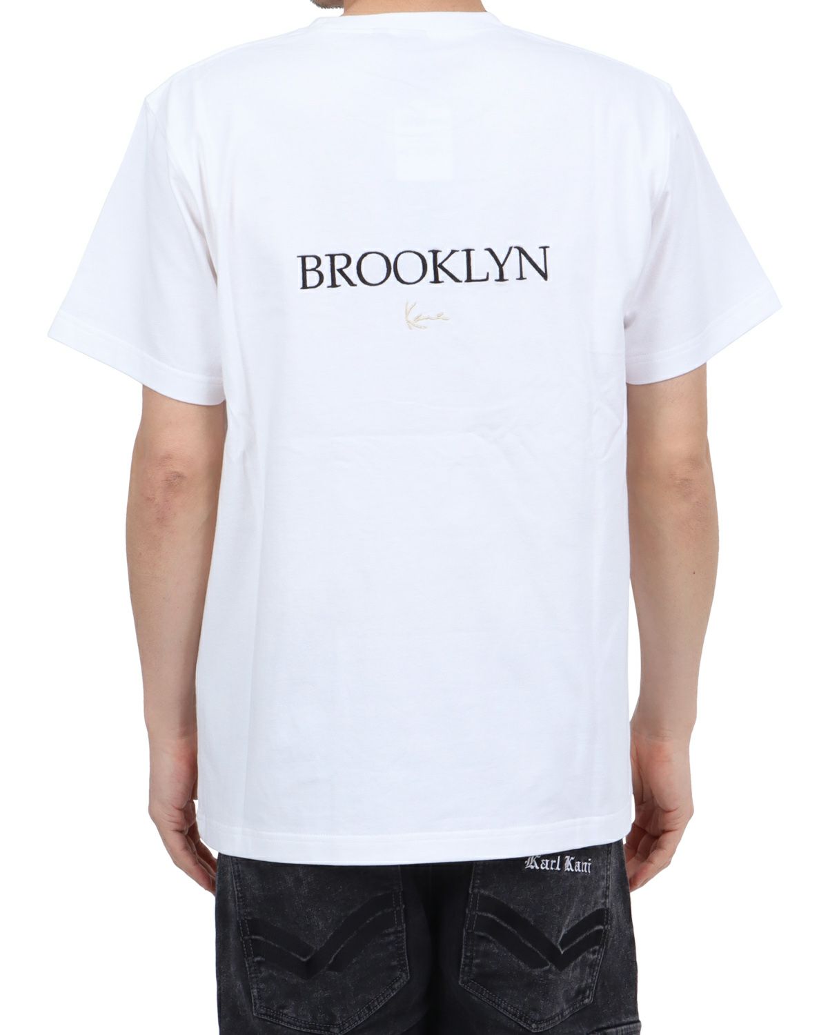 ホワイト：180cm67kg(Lサイズ着用)