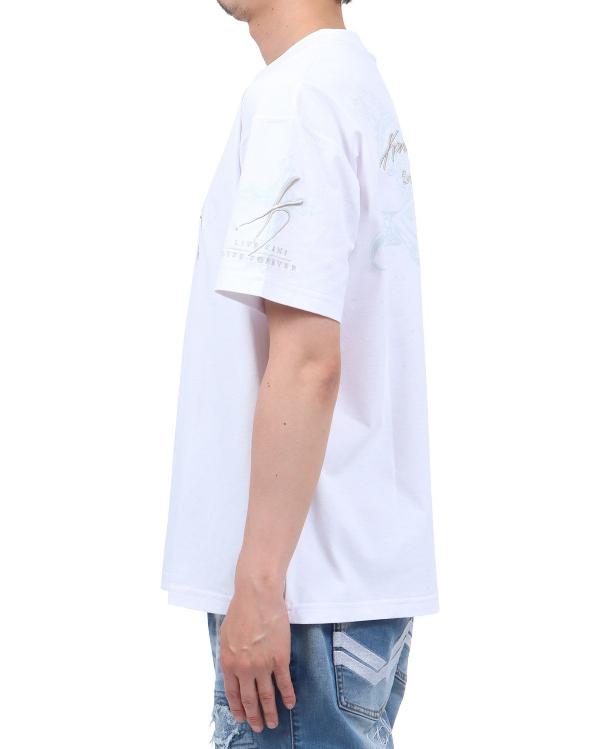 ホワイト：174cm62kg(Lサイズ着用)