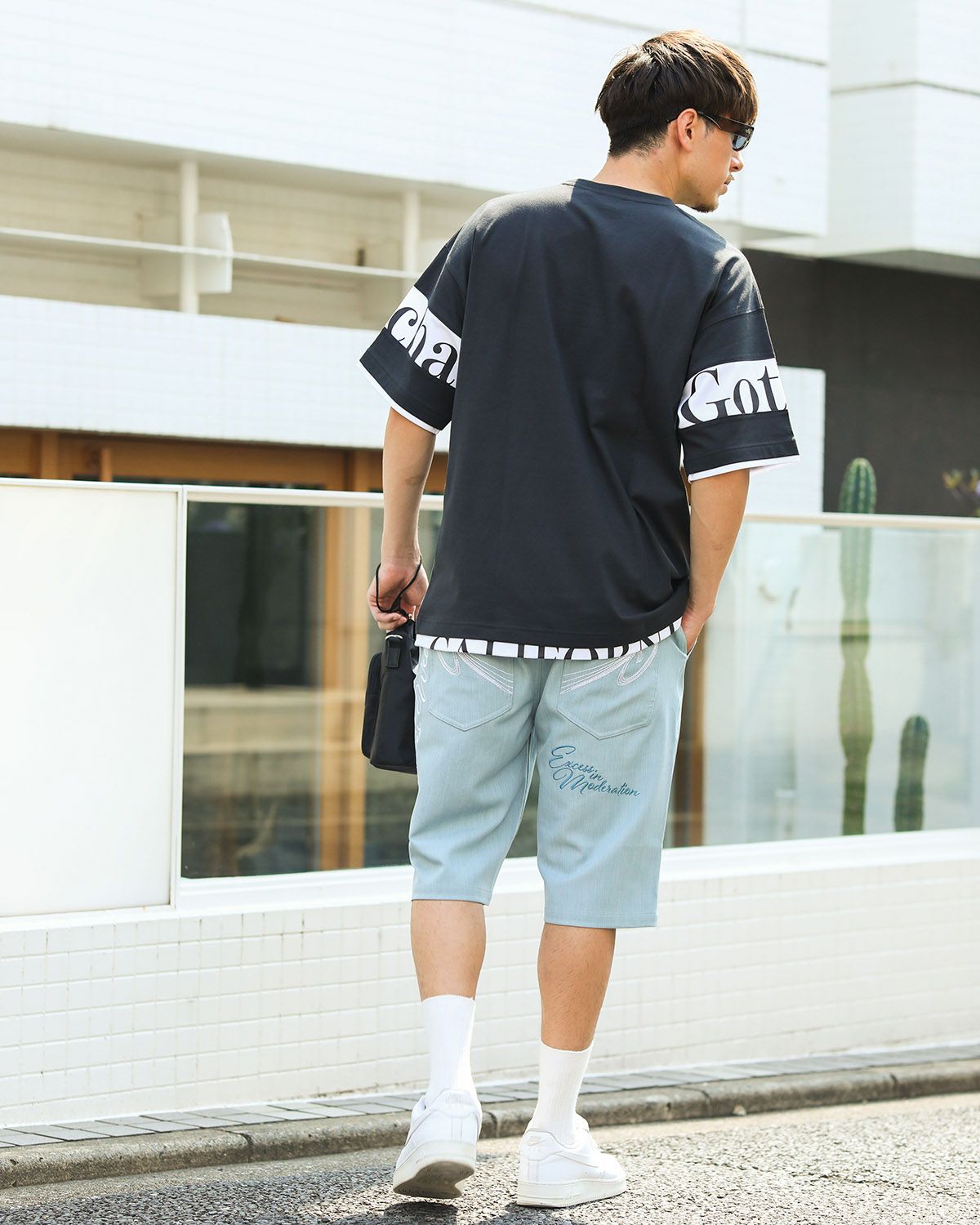 ブルー：180cm/70kg(Lサイズ着用)