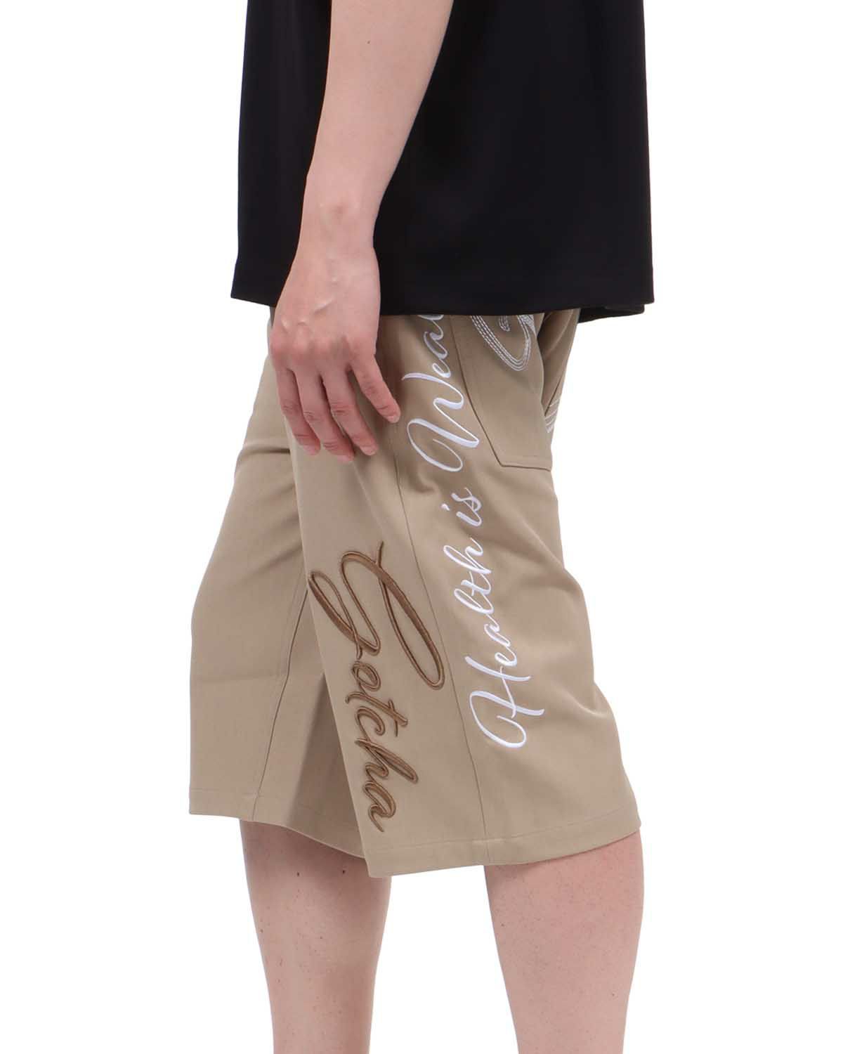 ベージュ：174cm62kg(Mサイズ着用)