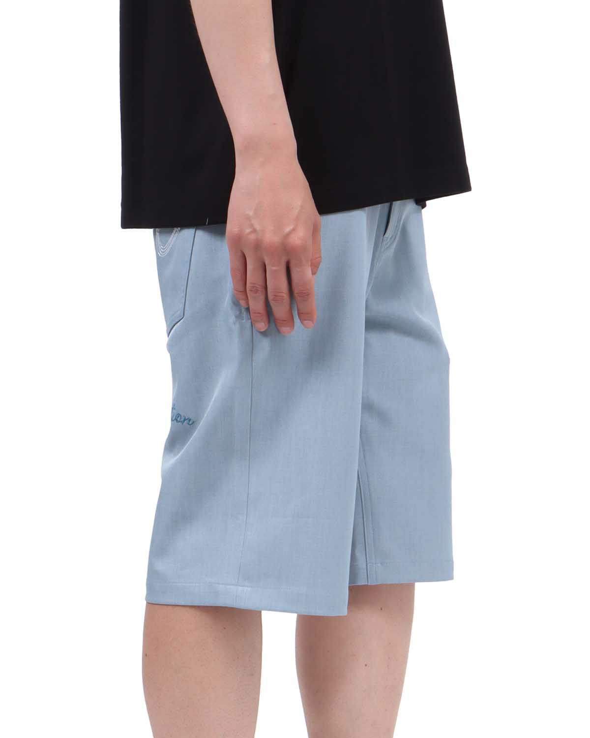 ブルー：174cm62kg(Mサイズ着用)