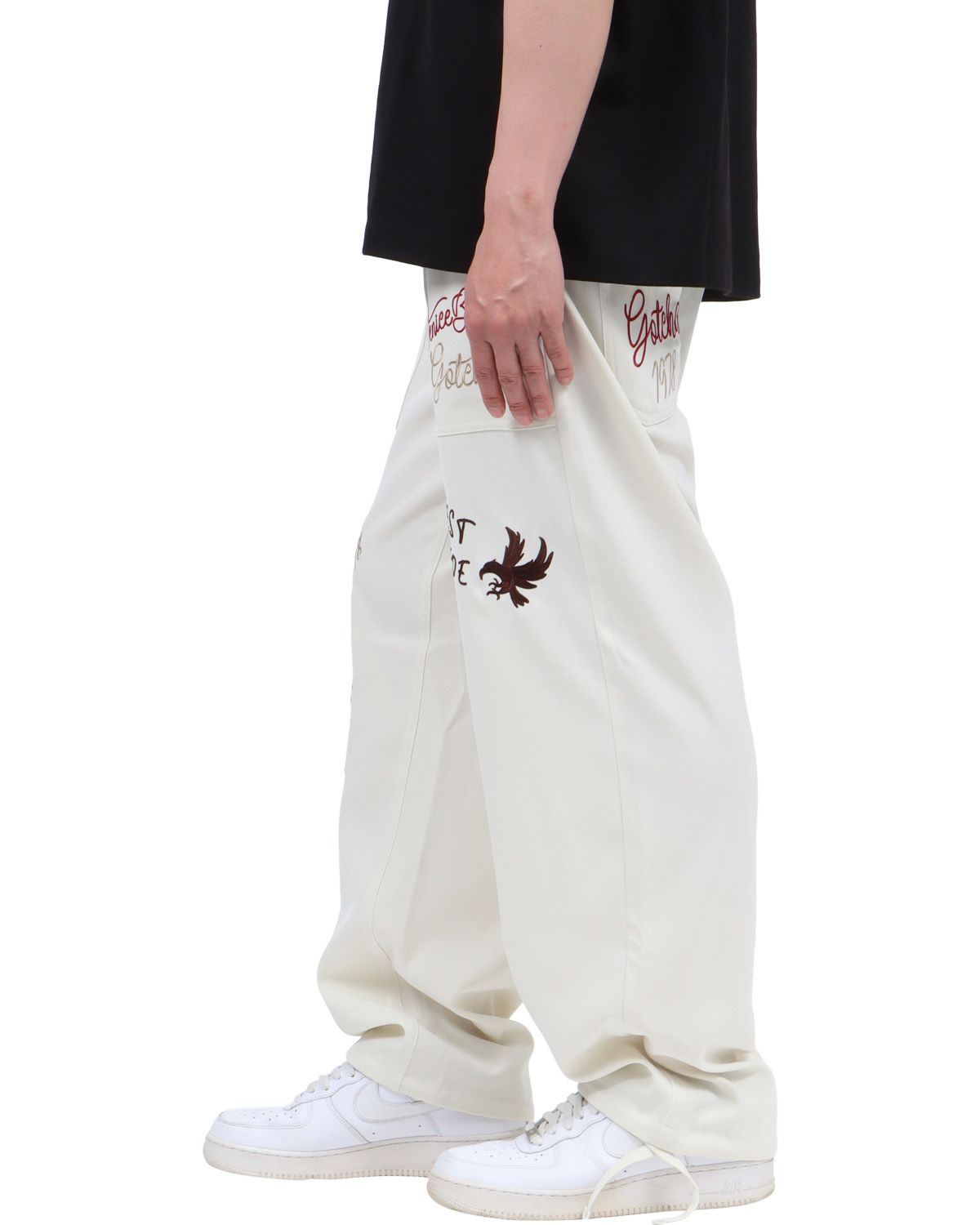 オフホワイト：174cm62kg(Mサイズ着用)
