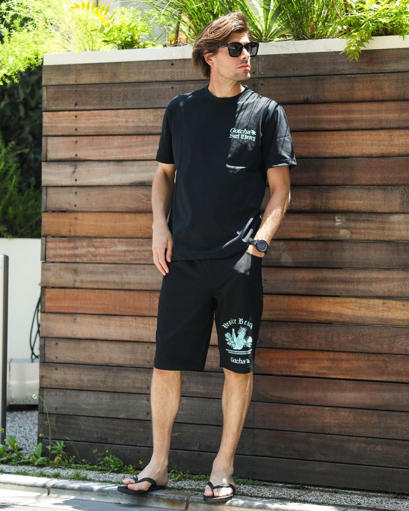 ブラック：183cm/70kg(Lサイズ着用)