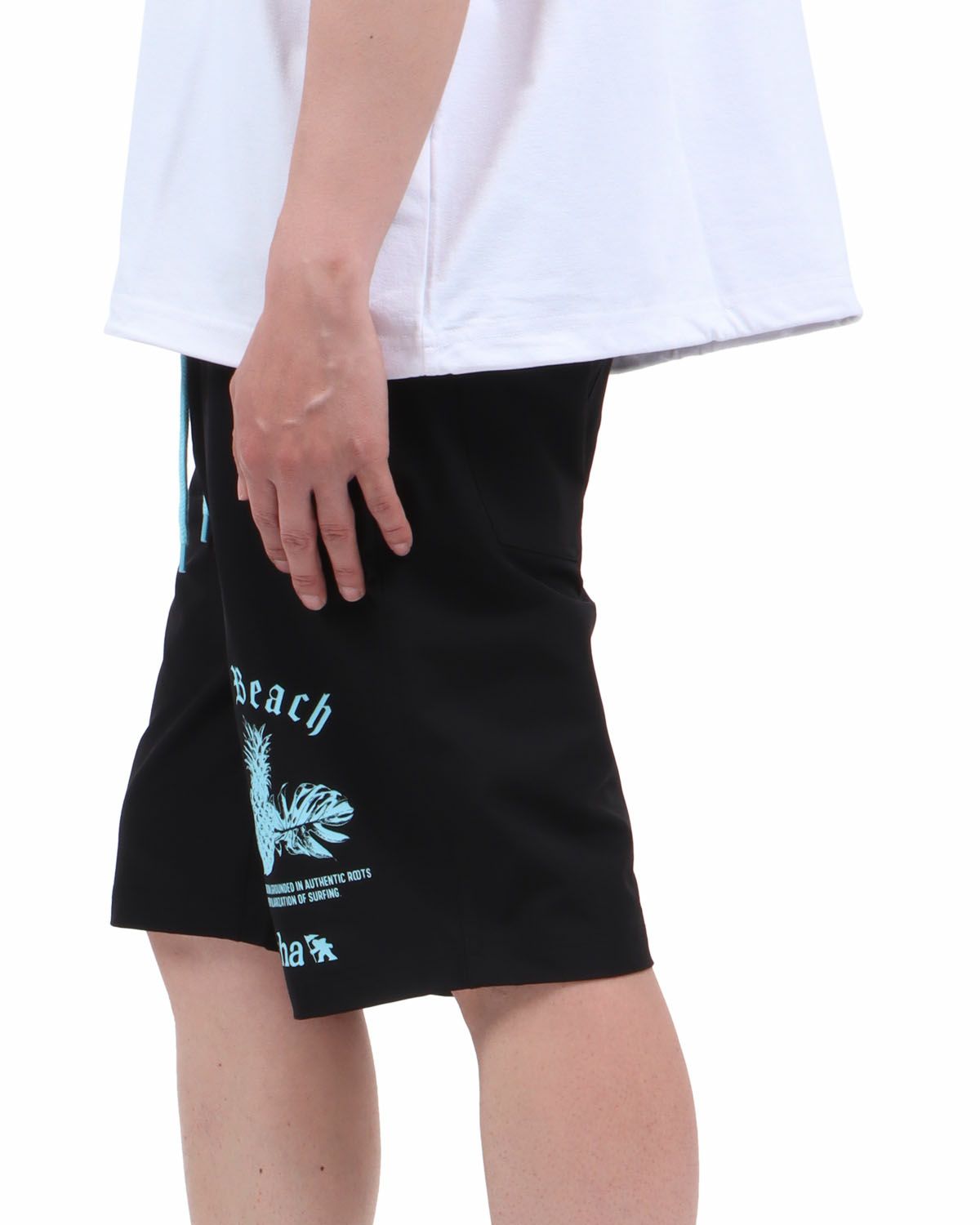 ブラック：174cm62kg(Mサイズ着用)