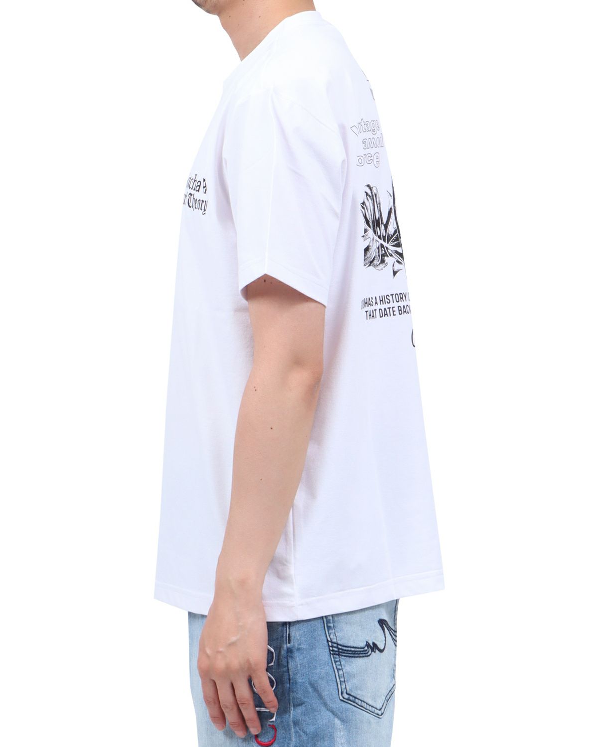 ホワイト：174cm62kg(Lサイズ着用)