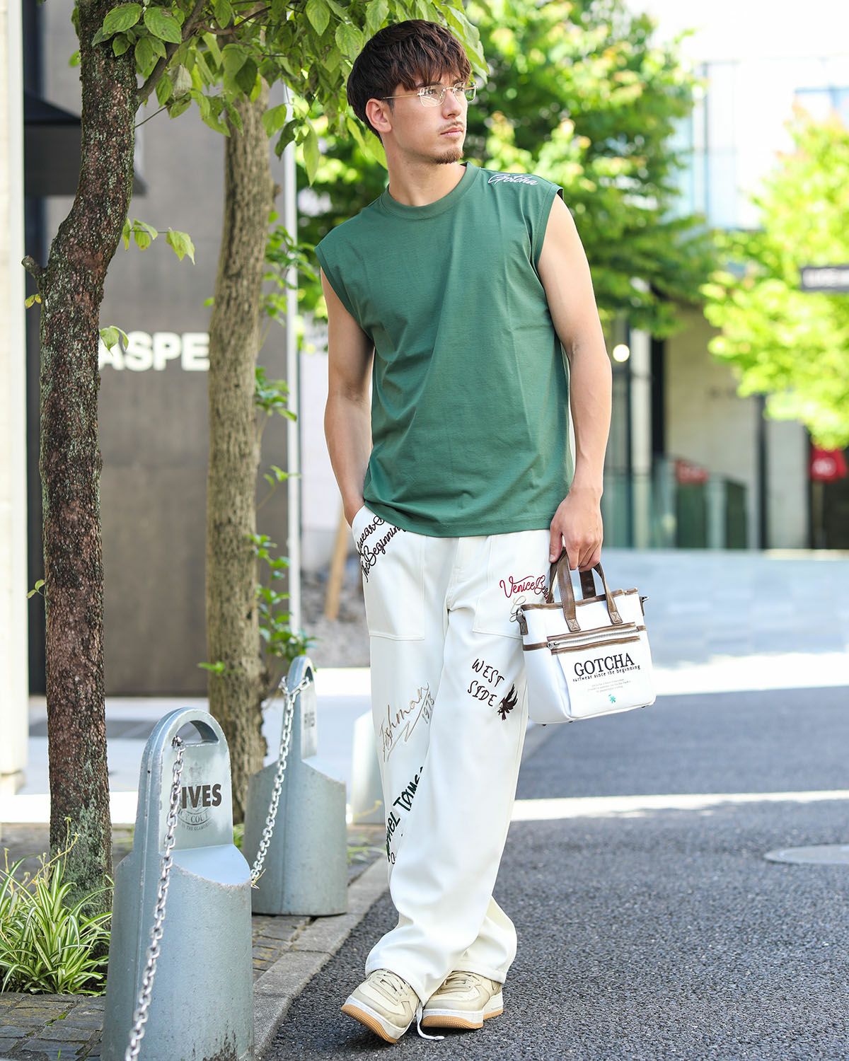 グリーン：180cm/70kg(Lサイズ着用)