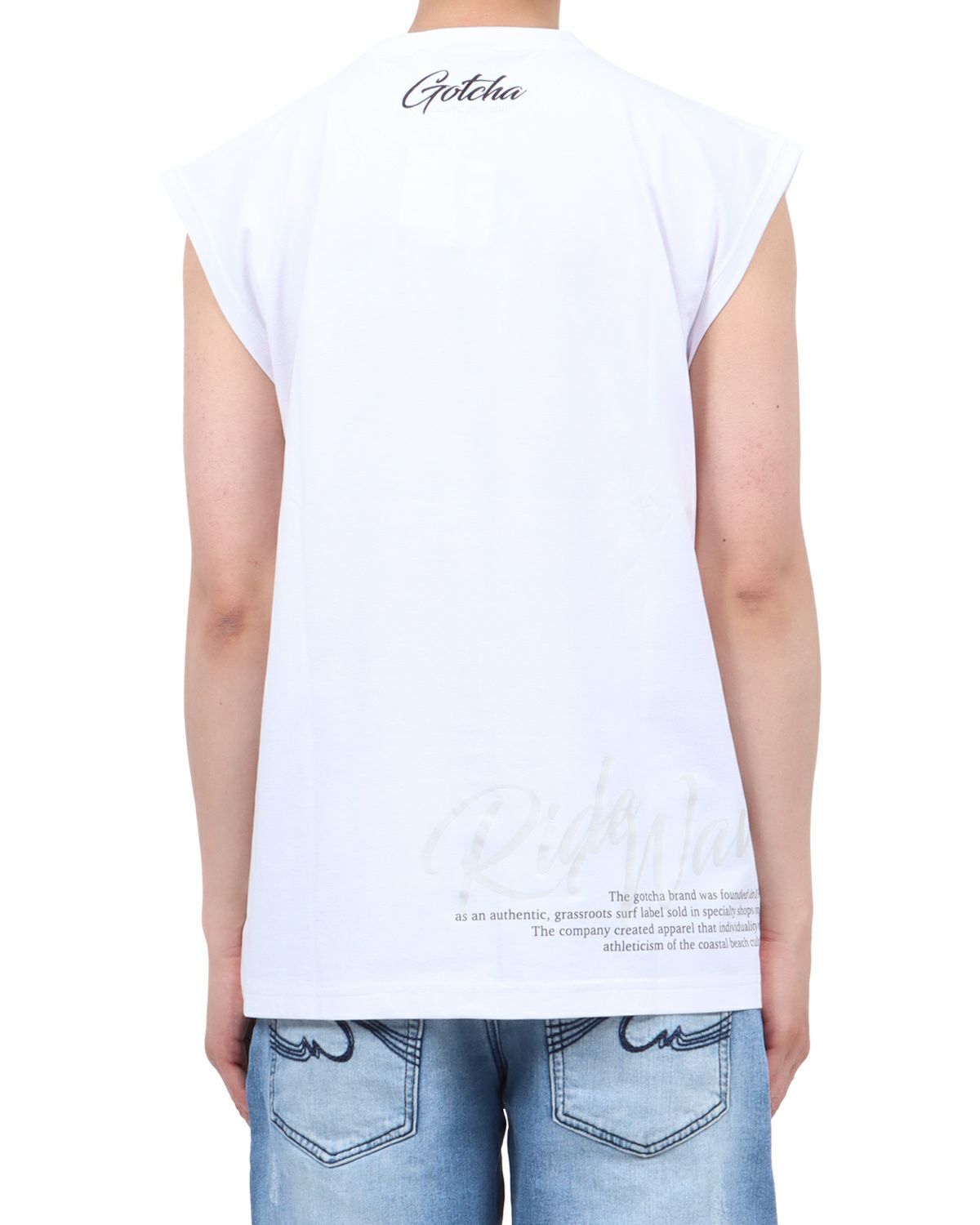 ホワイト：174cm62kg(Lサイズ着用)