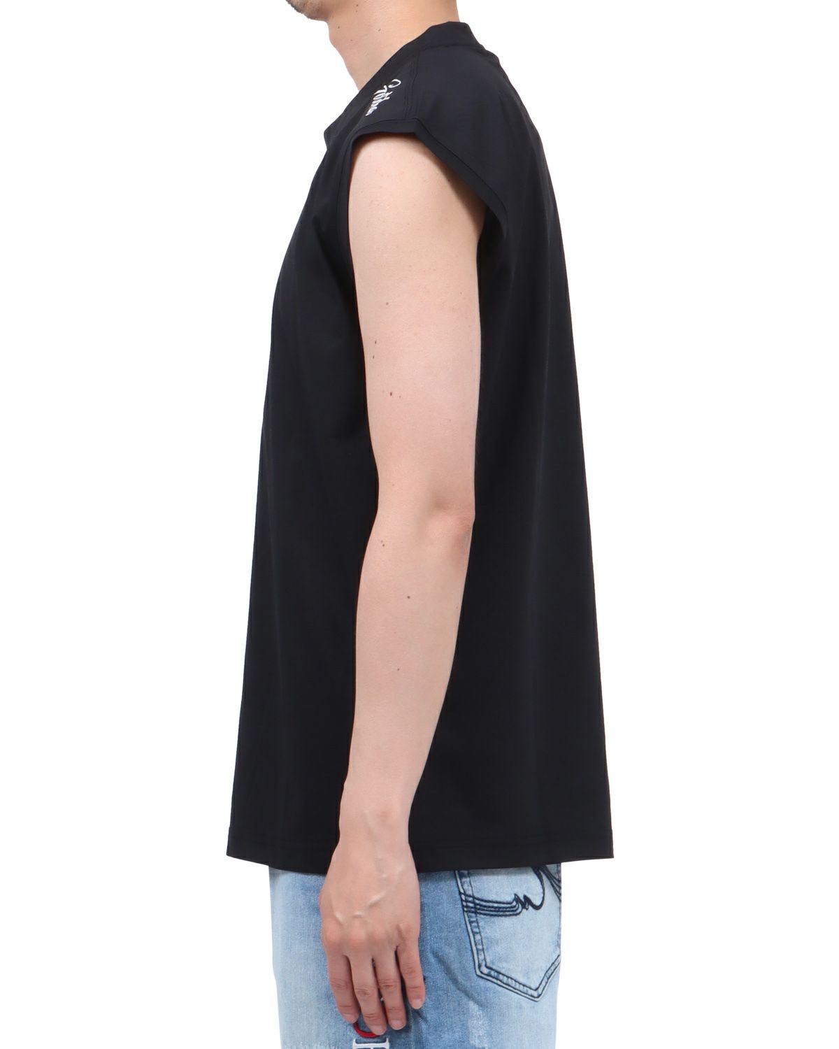 ブラック：174cm62kg(Lサイズ着用)