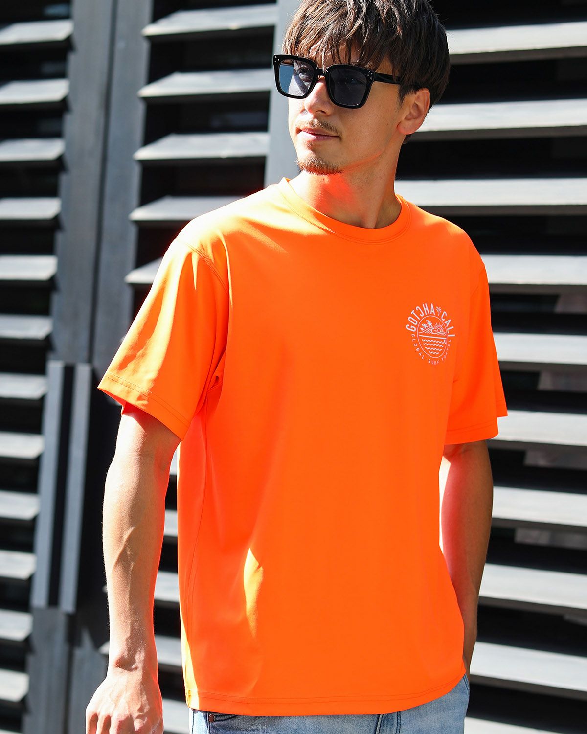 オレンジ：180cm/70kg(Lサイズ着用)