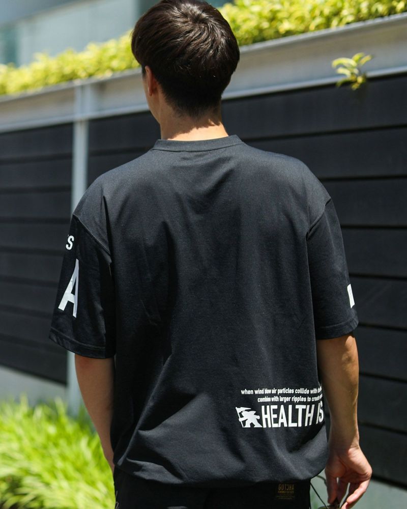 GOTCHA] ハイブリッド 多機能 Vネック ビッグ ロゴ Tシャツ