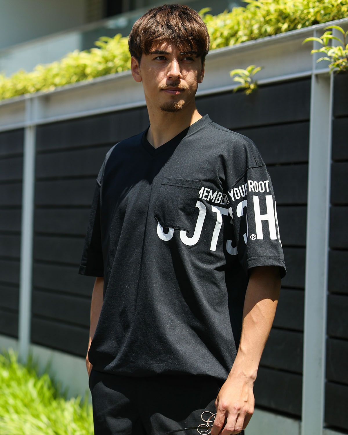 ブラック：180cm/70kg(Lサイズ着用)