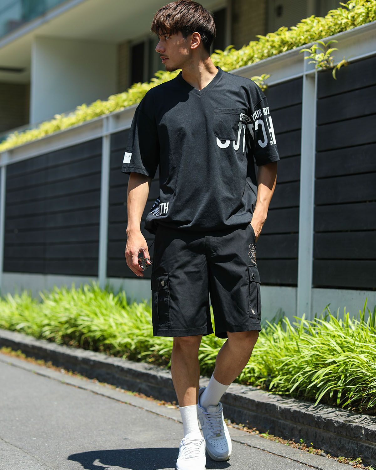 ブラック：180cm/70kg(Lサイズ着用)