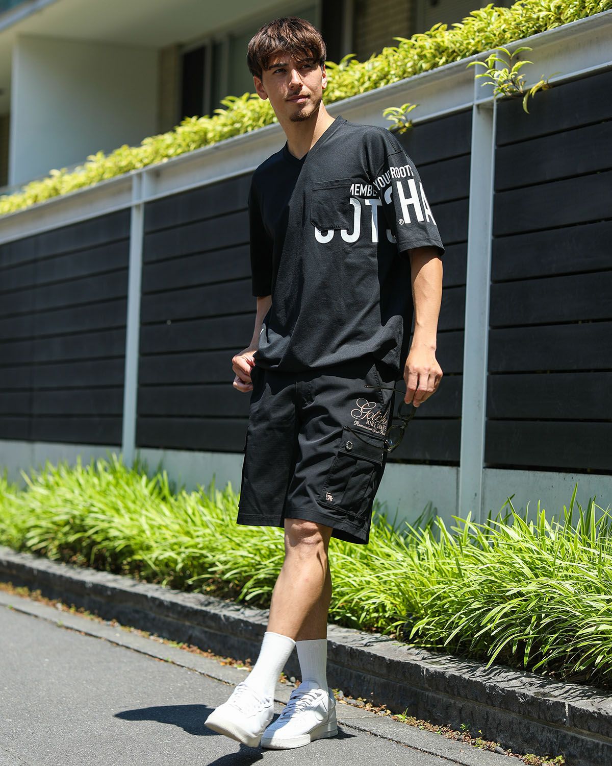 ブラック：180cm/70kg(Lサイズ着用)