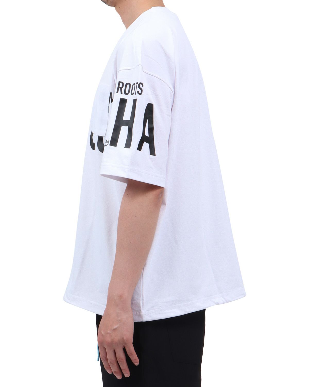 ホワイト：174cm62kg(Lサイズ着用)