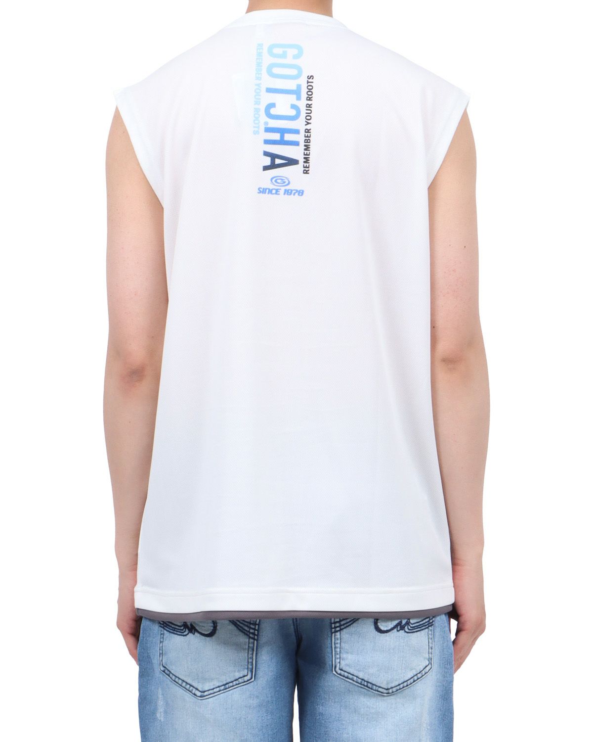 ホワイト：174cm62kg(Lサイズ着用)