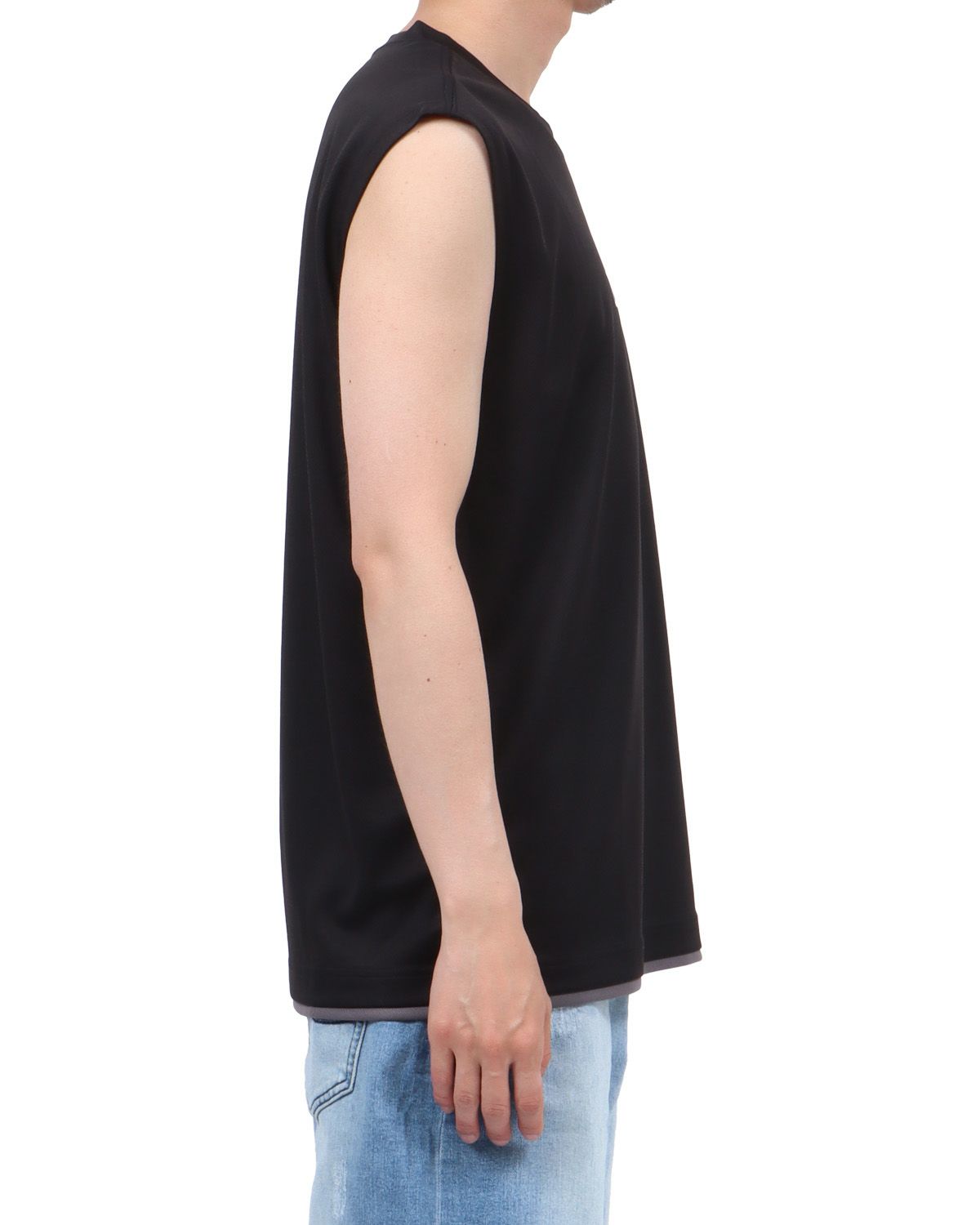 ブラック：174cm62kg(Lサイズ着用)