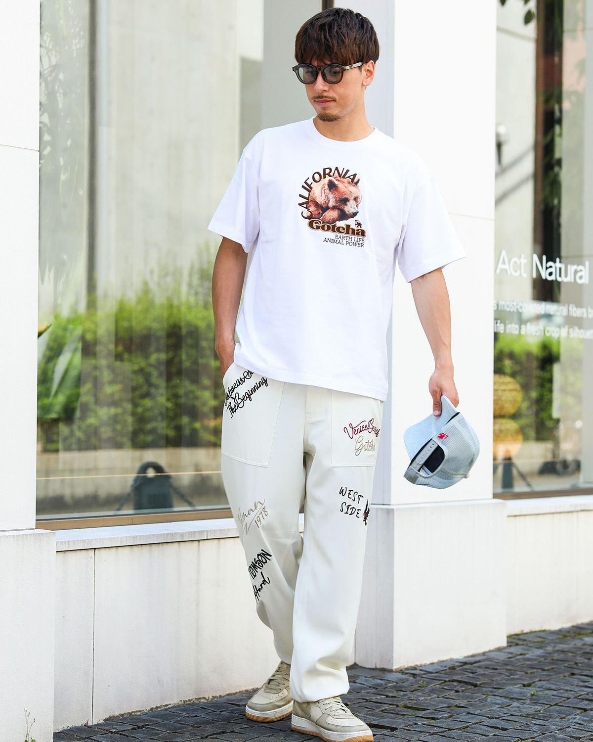 ホワイト：180cm/70kg(Lサイズ着用)