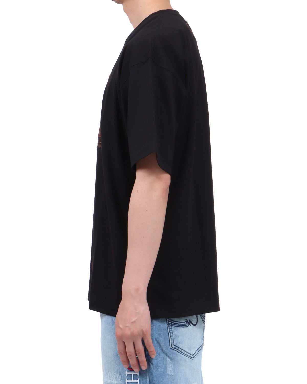 ブラック：174cm62kg(Lサイズ着用)