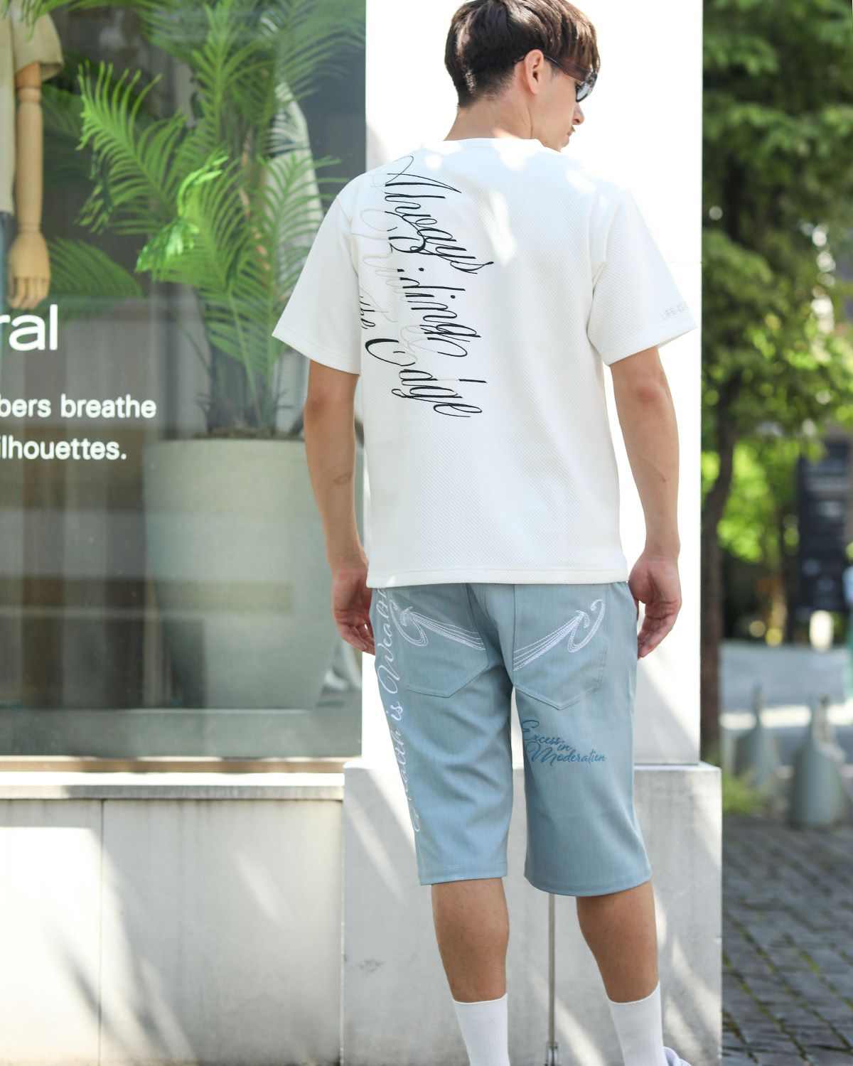 ホワイト：180cm/70kg(Lサイズ着用)