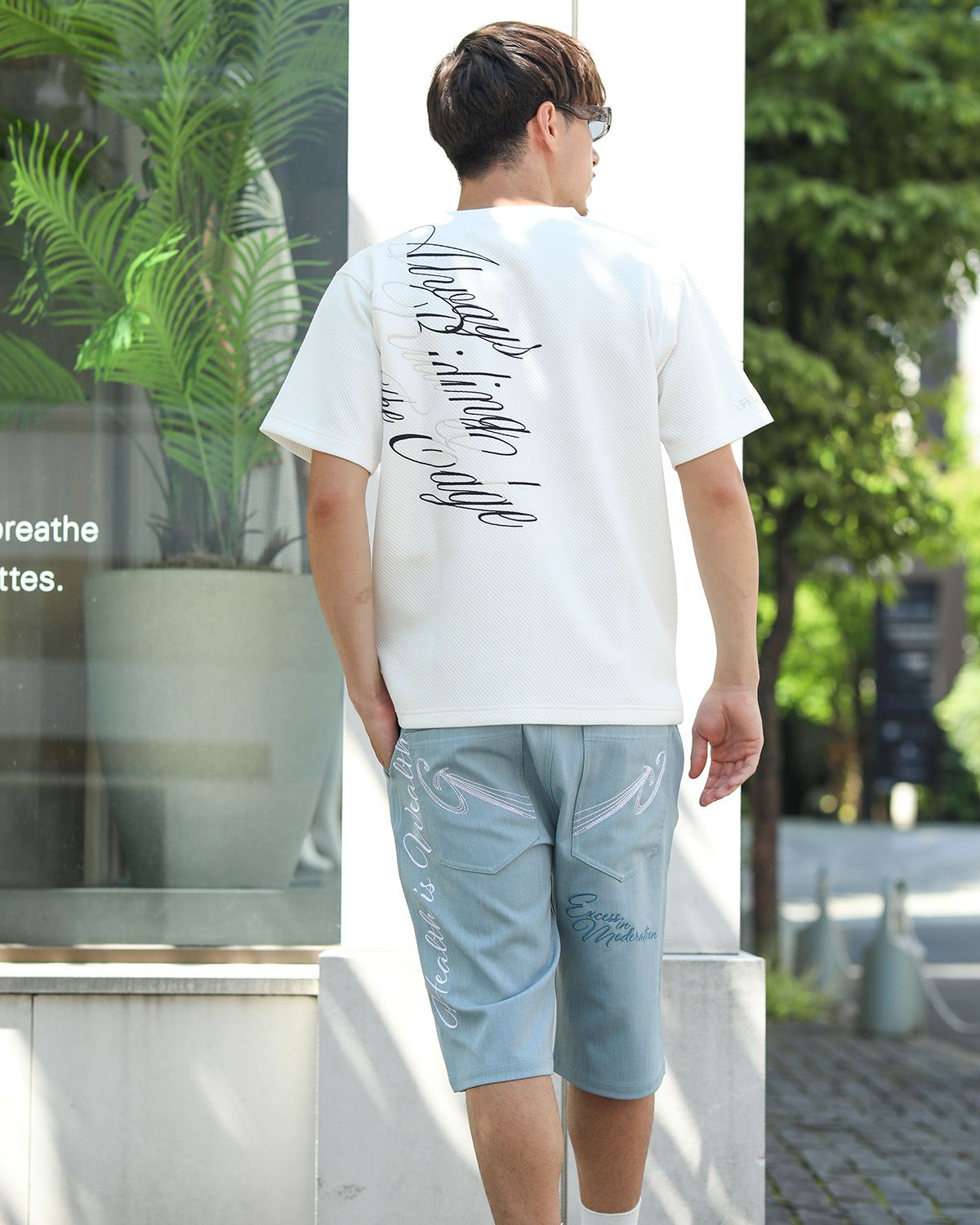 ホワイト：180cm/70kg(Lサイズ着用)