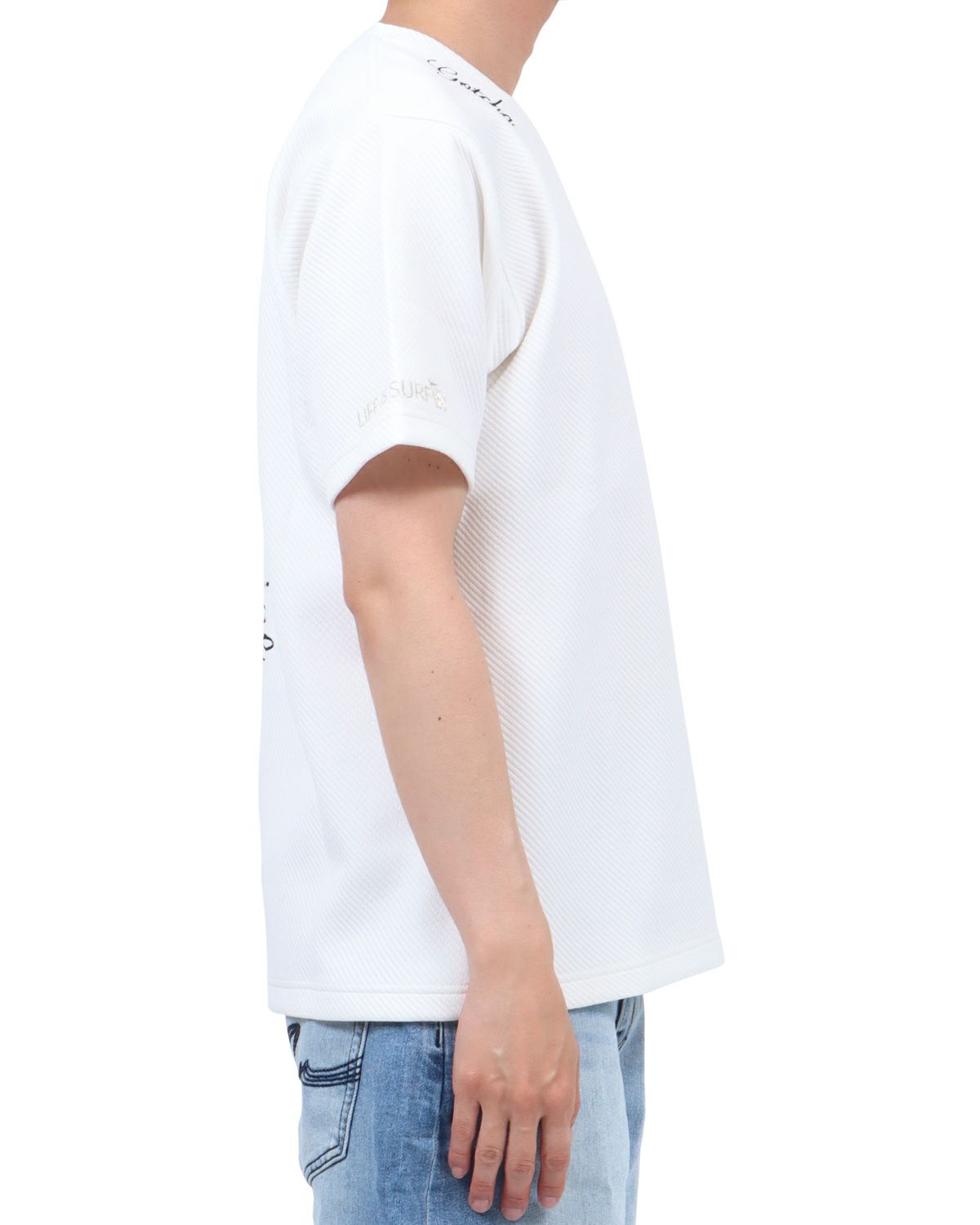 ホワイト：174cm62kg(Lサイズ着用)