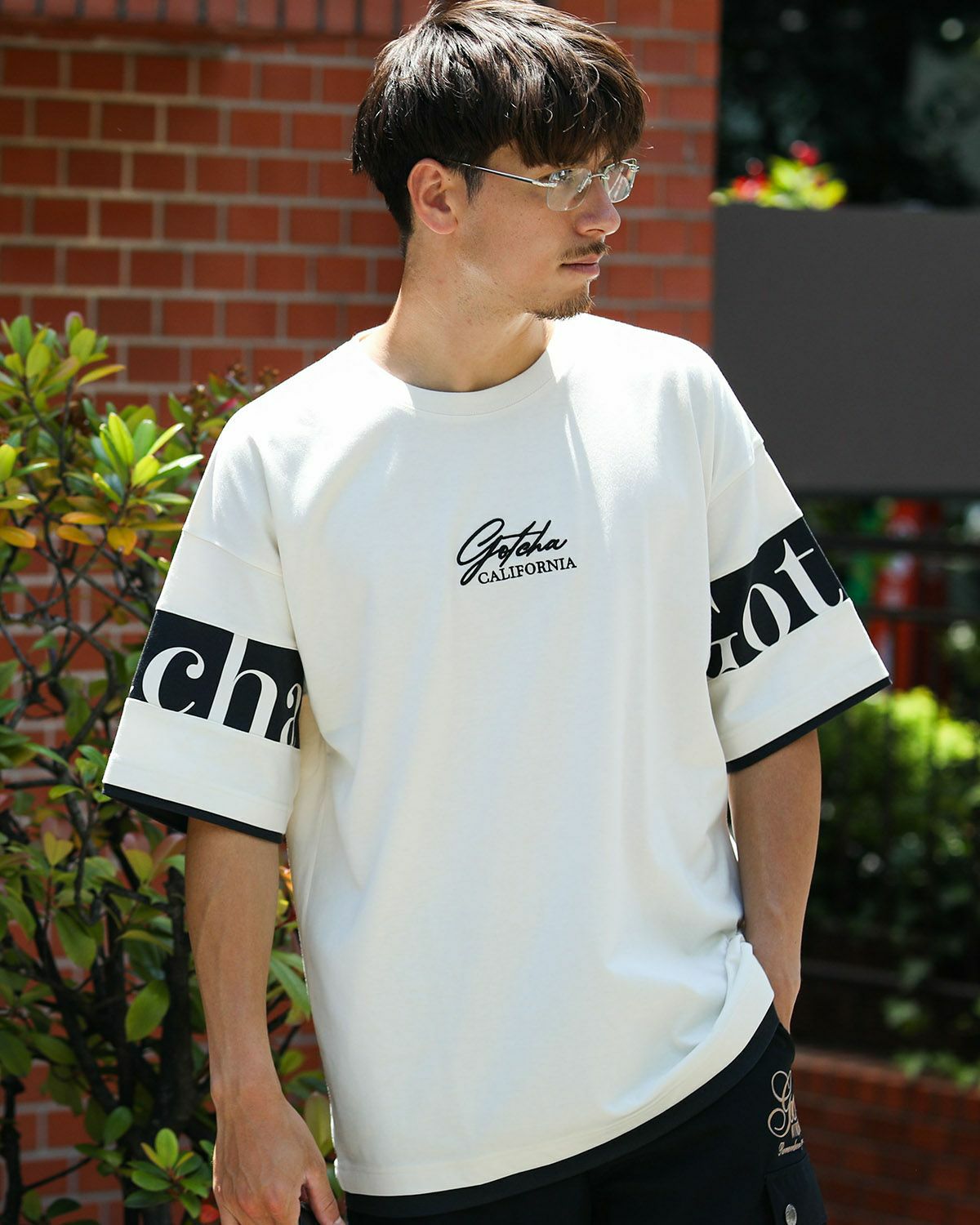 オフホワイト：180cm/70kg(Lサイズ着用)