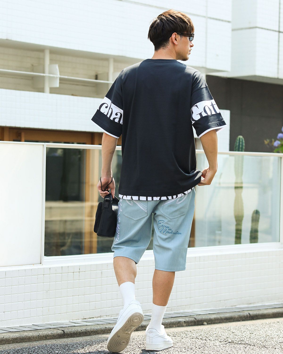 チャコール：180cm/70kg(Lサイズ着用)