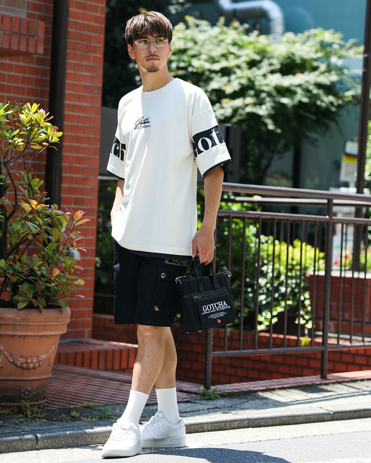 オフホワイト：180cm/70kg(Lサイズ着用)