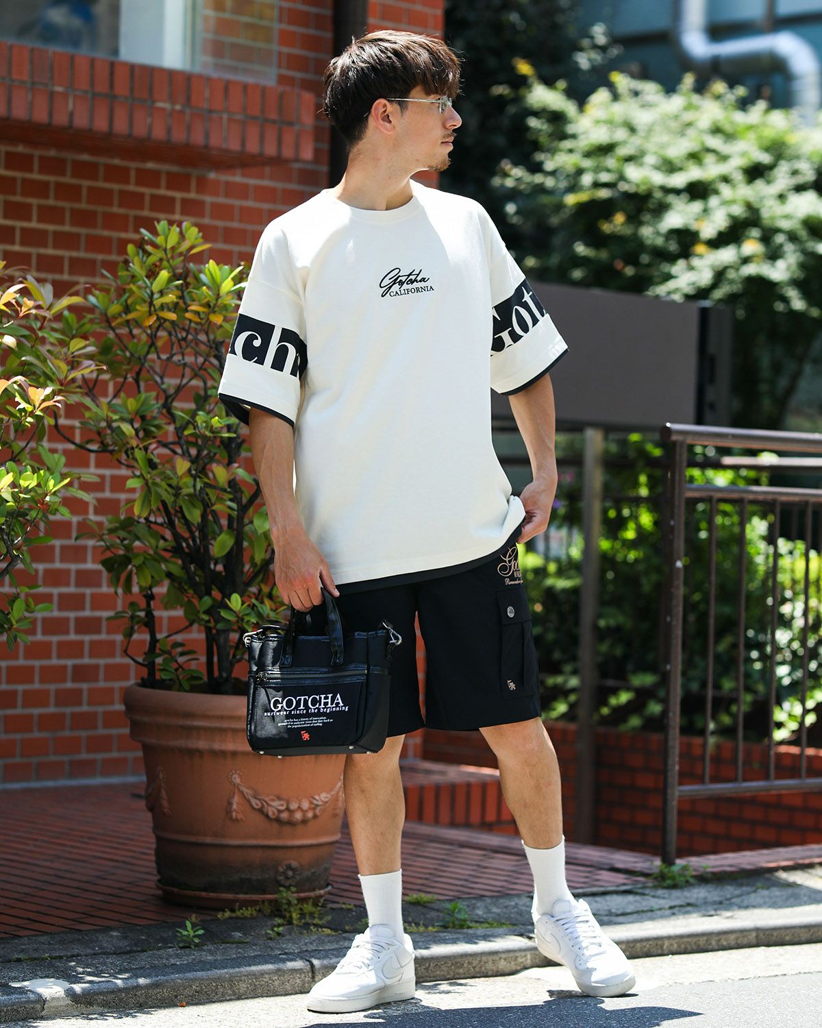 オフホワイト：180cm/70kg(Lサイズ着用)