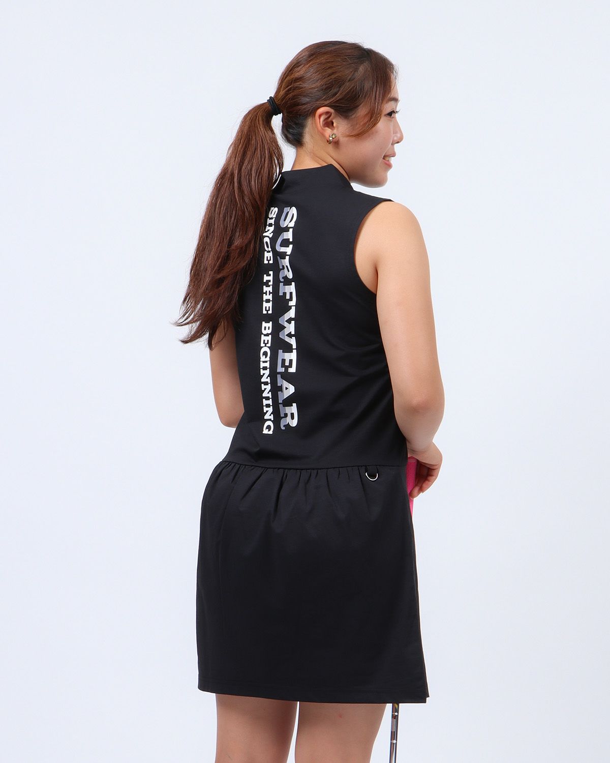 ブラック：157cm(Sサイズ着用)