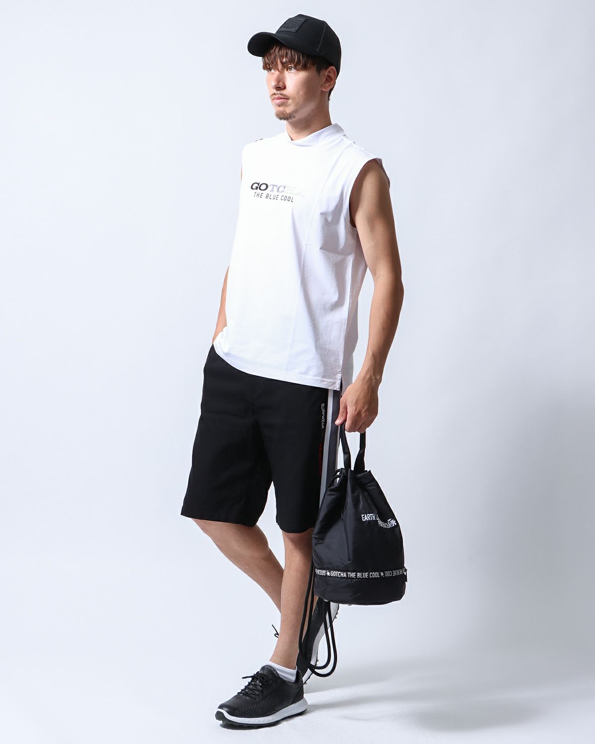 ホワイト：180cm/70kg(Lサイズ着用)