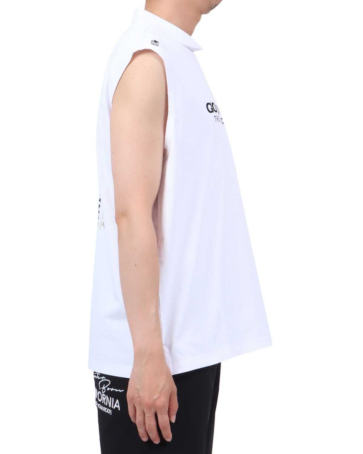 ホワイト：174cm62kg(Lサイズ着用)