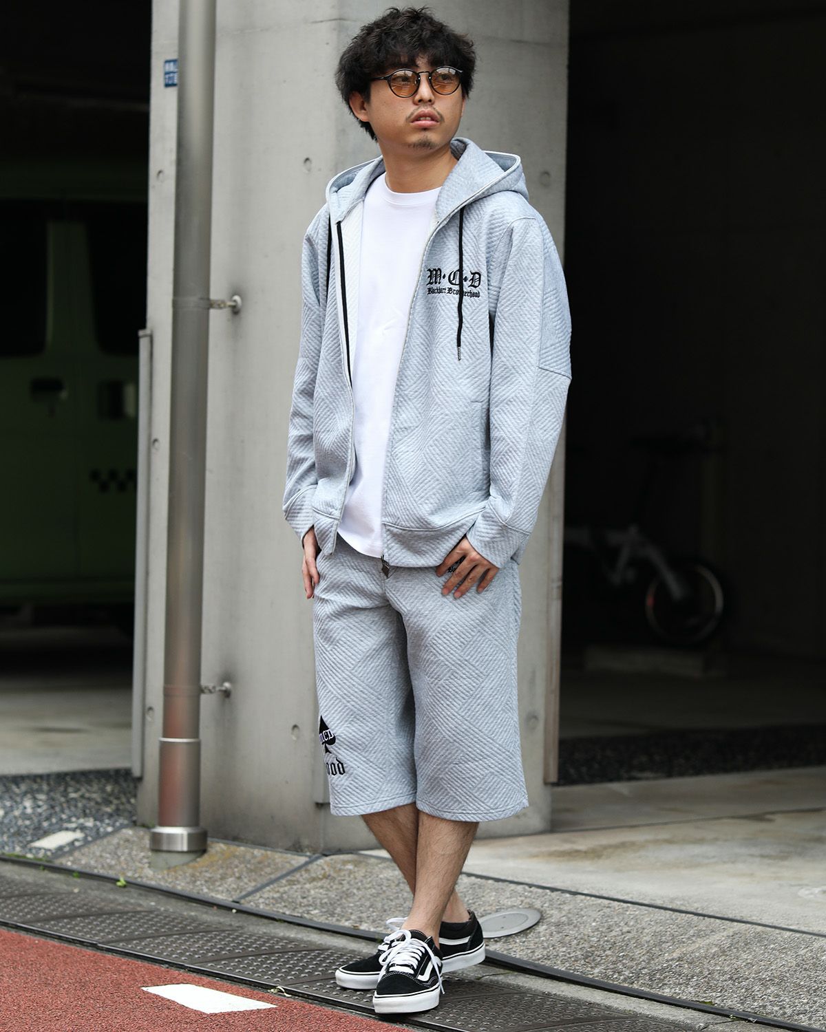 杢グレー:173cm/63kg(Lサイズ着用)