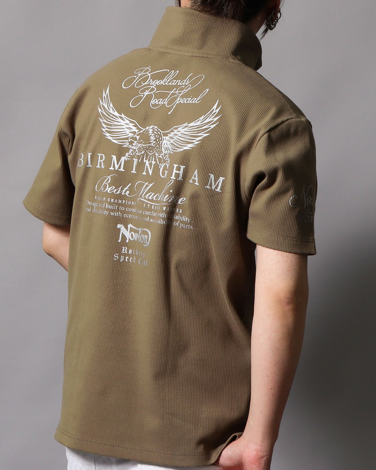 カーキ：178cm/75kg(Lサイズ着用)