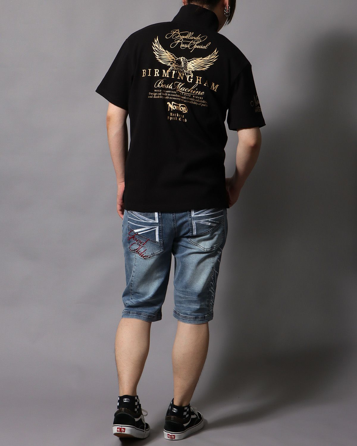 ブラック：178cm/75kg(Lサイズ着用)